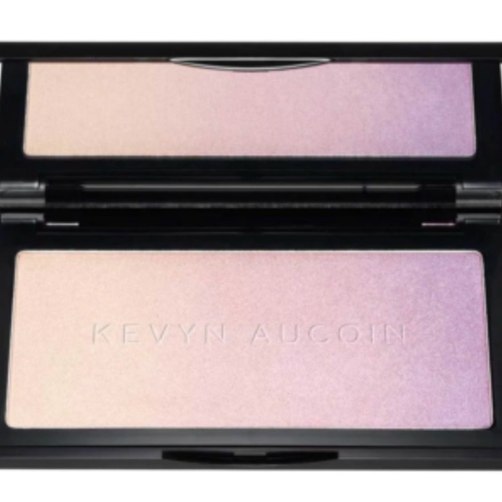 Kevyn Aucoin Highlighter Duo - Soft Pink and Lavender